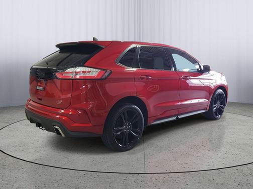2020 Ford Edge ST