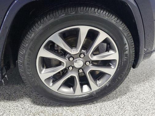 2018 Jeep Grand Cherokee Overland