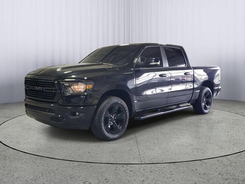 Diamond Black Crystal Pearlcoat 2019 RAM 1500 Big Horn