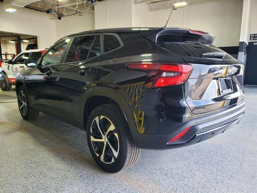 2024 Chevrolet Trax FWD 1RS