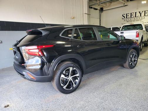 2024 Chevrolet Trax FWD 1RS