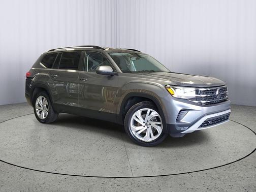 2021 Volkswagen Atlas 3.6L SE w/Technology
