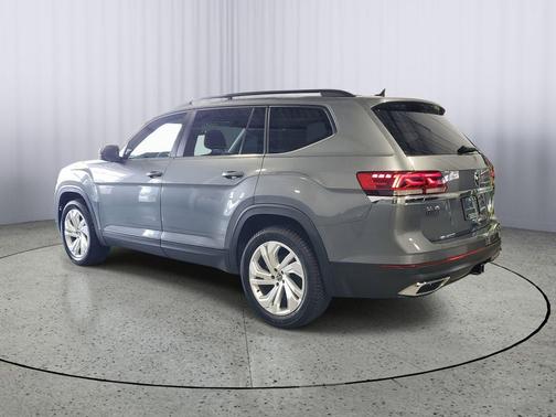 2021 Volkswagen Atlas 3.6L SE w/Technology