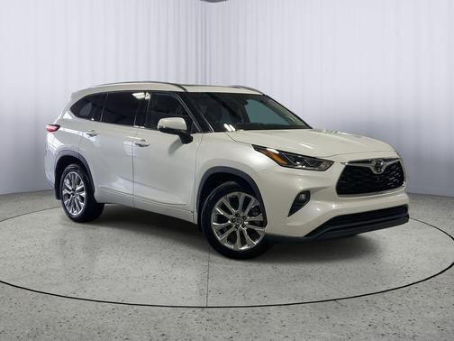 2022 Toyota Highlander Limited