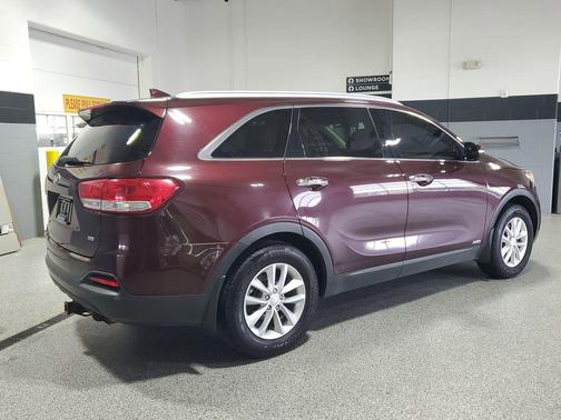 Sangria 2018 Kia Sorento LX
