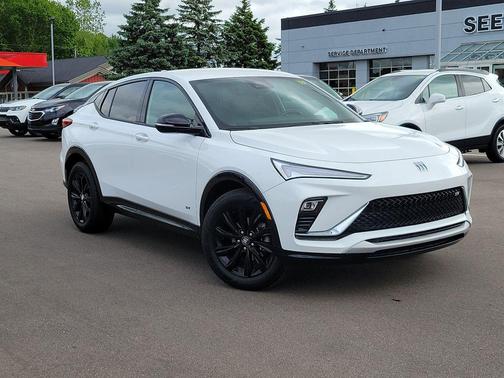 Summit White 2025 Buick Envista Sport Touring FWD