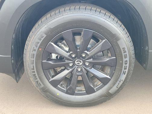 2024 Mazda CX-50 2.5 S Preferred Package