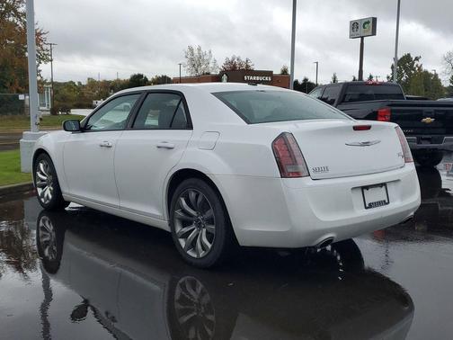 2014 Chrysler 300 S