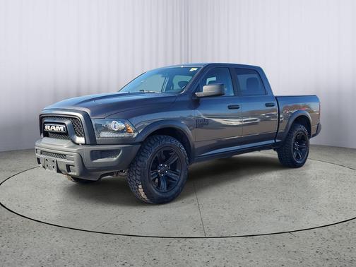 2024 RAM 1500 Classic Warlock Crew Cab 4x4 5'7' Box