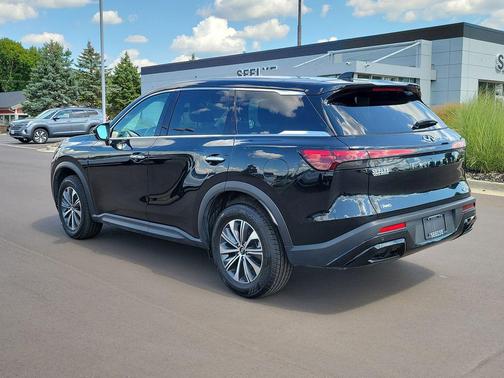 2024 INFINITI QX60 Pure