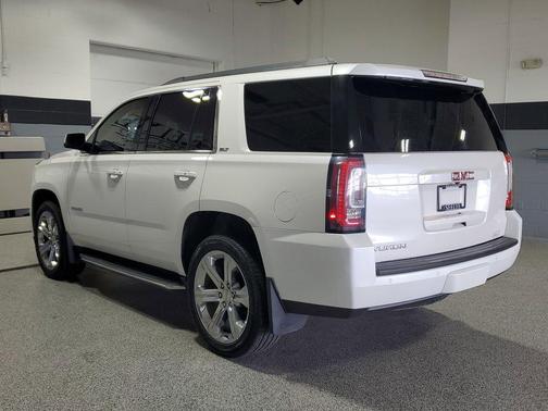 White Frost Tricoat 2016 GMC Yukon SLT