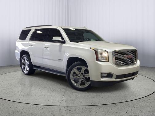 White Frost Tricoat 2016 GMC Yukon SLT