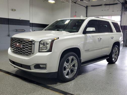 White Frost Tricoat 2016 GMC Yukon SLT