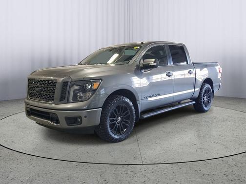 2019 Nissan Titan SV