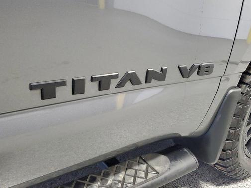 2019 Nissan Titan SV