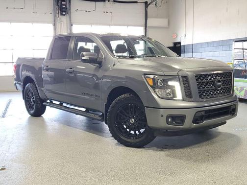 2019 Nissan Titan SV