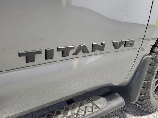 2019 Nissan Titan SV