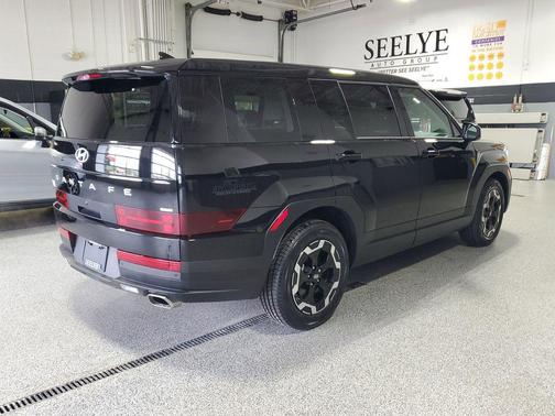 Phantom Black 2024 Hyundai SANTA FE SE