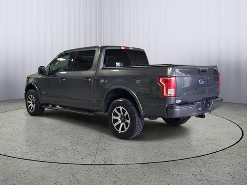 Ruby Red Metallic Tinted Clearcoat 2016 Ford F-150 XLT