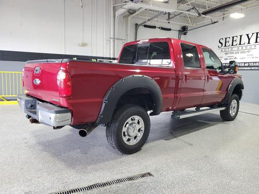 Ruby Red Metallic Tinted Clearcoat 2016 Ford F-250 Lariat