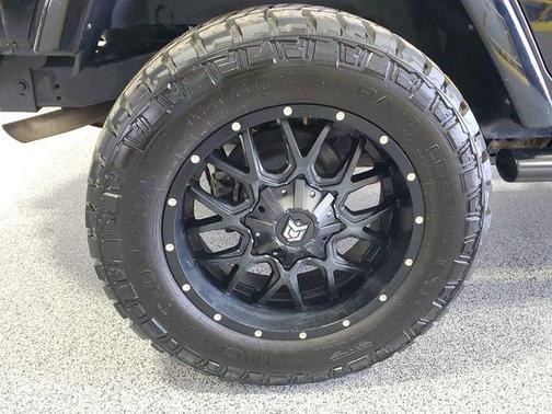 Black Clearcoat 2018 Jeep Wrangler JK Unlimited Sahara
