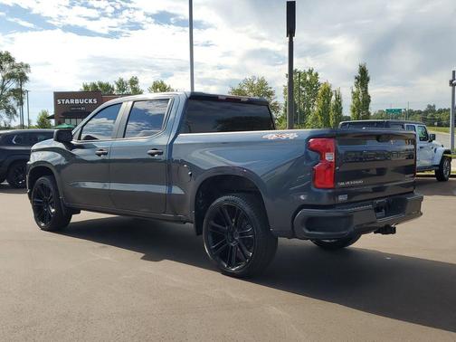 2022 Chevrolet Silverado 1500 Custom