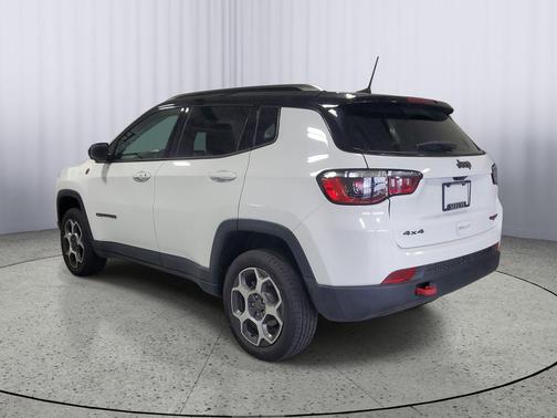 Bright White Clearcoat 2022 Jeep Compass Trailhawk