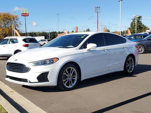 2020 Ford Fusion SEL