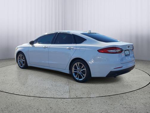 2020 Ford Fusion SEL