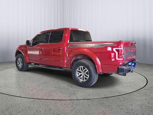 Ruby Red Metallic Tinted Clearcoat 2019 Ford F-150 Raptor