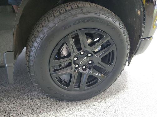 Black 2024 Chevrolet Silverado 1500 RST