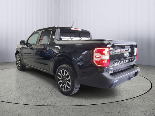 Shadow Black 2023 Ford Maverick Lariat