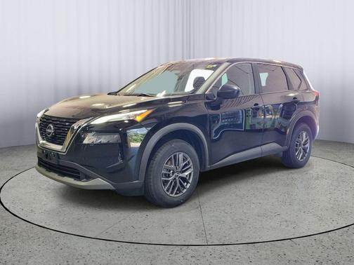 Super Black 2023 Nissan Rogue S