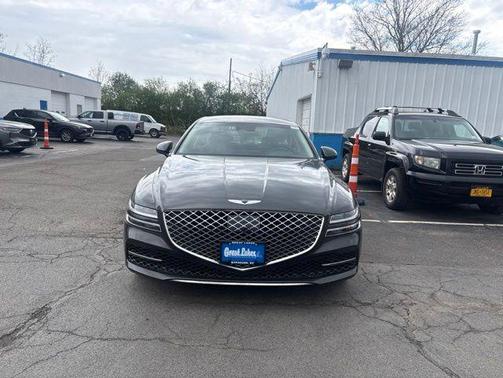 Makalu Gray 2023 Genesis G80 2.5T