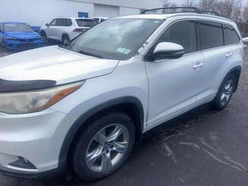 Blizzard Pearl 2016 Toyota Highlander Limited