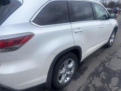 Blizzard Pearl 2016 Toyota Highlander Limited