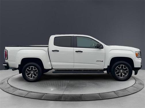 2022 GMC Canyon AT4 w/Cloth