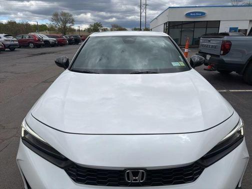 Platinum White Pearl 2025 Honda Civic Sport