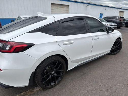 Platinum White Pearl 2025 Honda Civic Sport