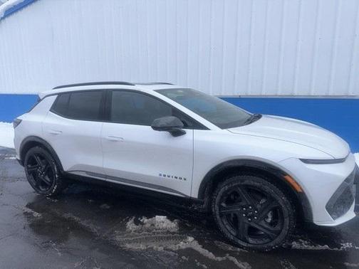 2025 Chevrolet Equinox EV RS