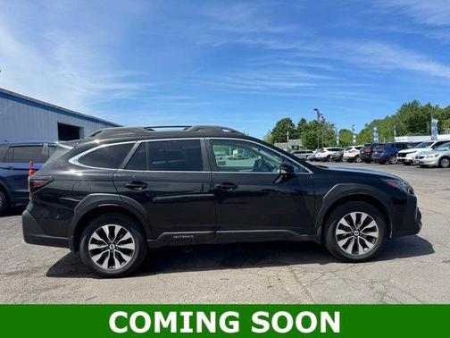 Crystal Black Silica 2024 Subaru Outback Limited XT