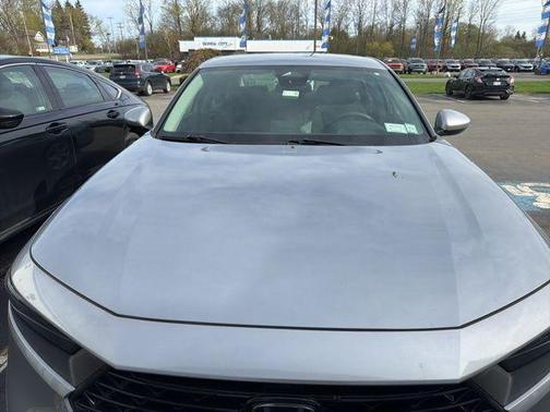 Lunar Silver Metallic 2023 Honda Accord LX