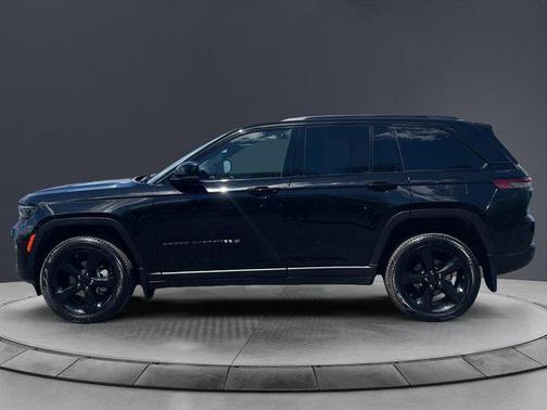 Diamond Black 2025 Jeep Grand Cherokee Limited