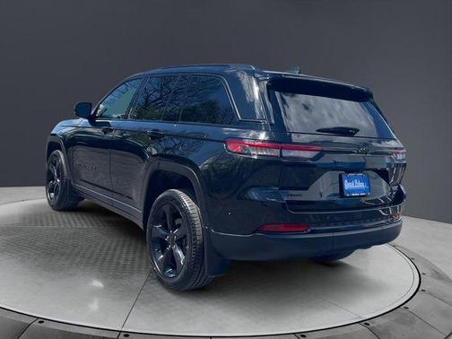 Diamond Black 2025 Jeep Grand Cherokee Limited
