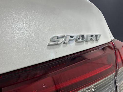 Platinum White Pearl 2026 Honda Civic Sport