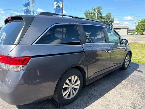 Modern Steel Metallic 2016 Honda Odyssey SE