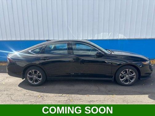 Crystal Black Pearl 2023 Honda Accord EX