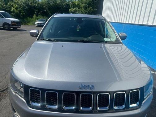 Billet Silver Metallic Clearcoat 2019 Jeep Compass Latitude