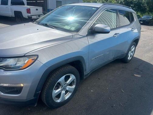 Billet Silver Metallic Clearcoat 2019 Jeep Compass Latitude