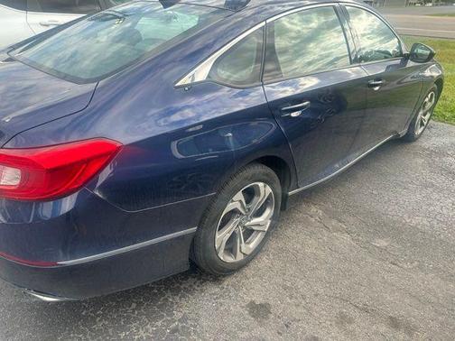 Obsidian Blue Pearl 2019 Honda Accord EX